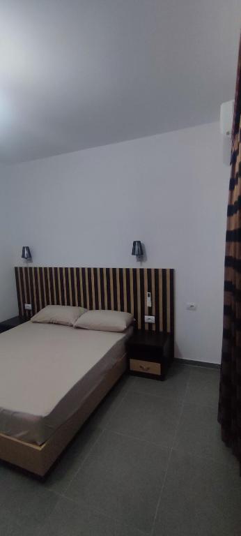 Aleks Holiday Rooms Ксамил Екстериор снимка