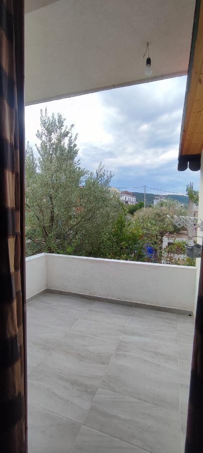 Aleks Holiday Rooms Ксамил Екстериор снимка