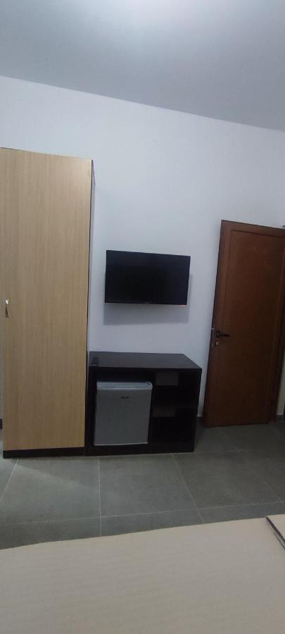 Aleks Holiday Rooms Ксамил Екстериор снимка